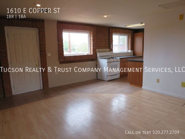 Building Photo - 1610 E Copper St