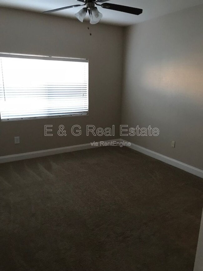 Building Photo - 7021 E Earll Dr