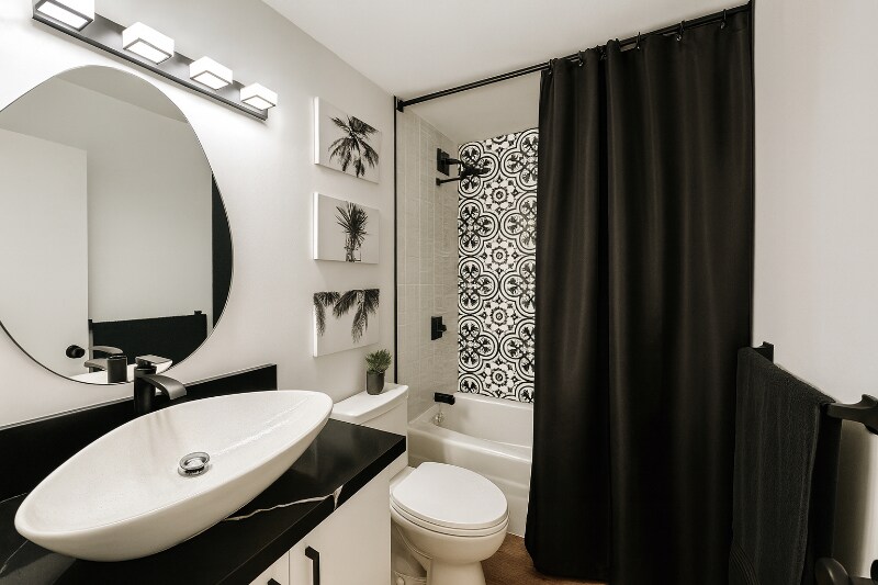 Building Photo - 975 Ala Lilikoi St