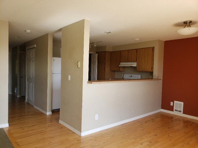 Building Photo - 1710 W Sunn Fjord Ln