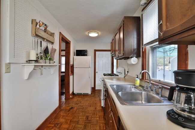 Building Photo - 1314 Michigan Ave