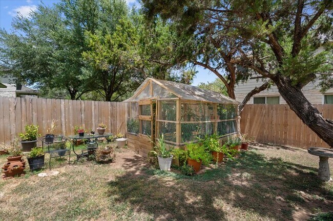 Building Photo - 2302 Wheaton Trail