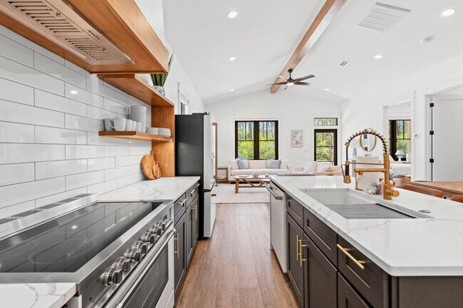 Building Photo - 783 Indian Woman Rd