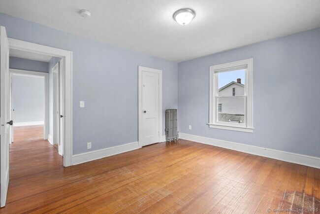 Building Photo - 52 Jacobs St