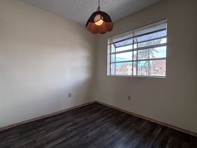 Building Photo - 2686 Aarondavid Dr