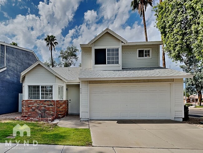 Primary Photo - 413 W Renee Dr