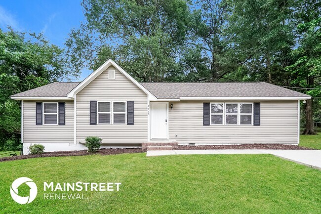 Building Photo - 4852 Shady View Dr