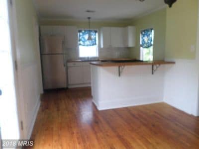 Building Photo - 311 Holly St