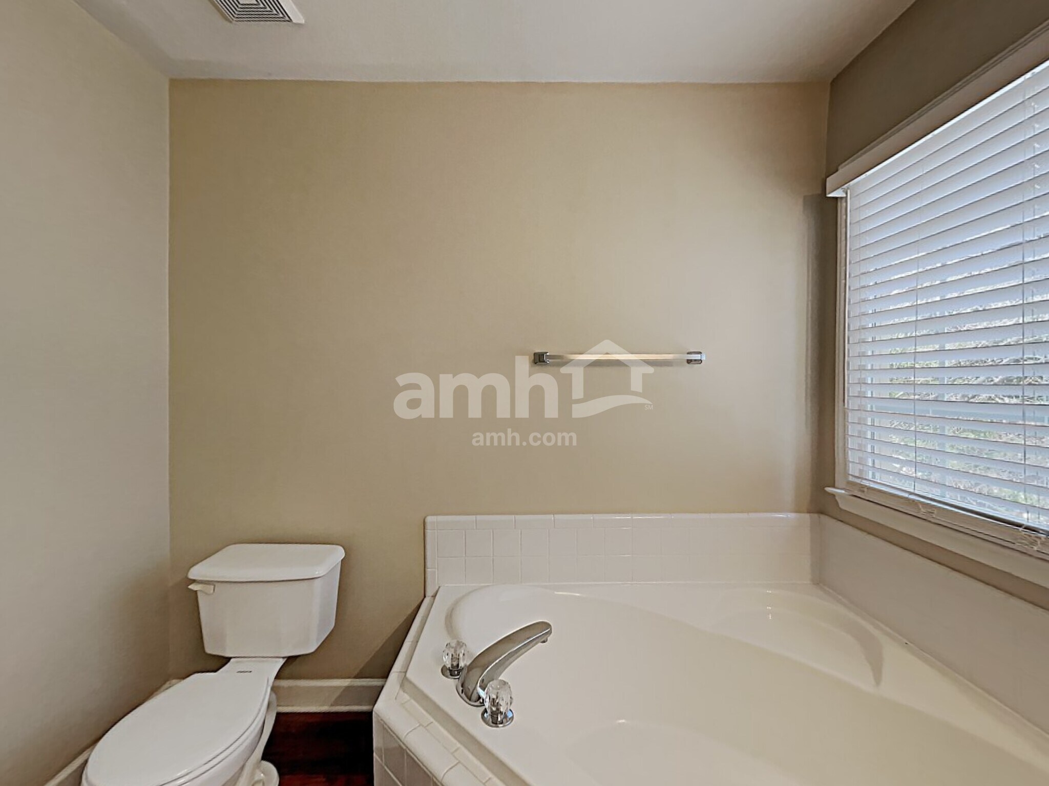 Building Photo - 809 Old Ash Ct