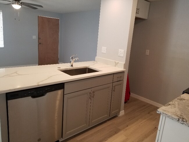 Building Photo - 3823 42nd St