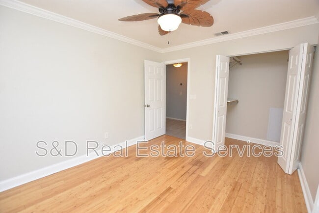 Building Photo - 8212 Riverboat Dr