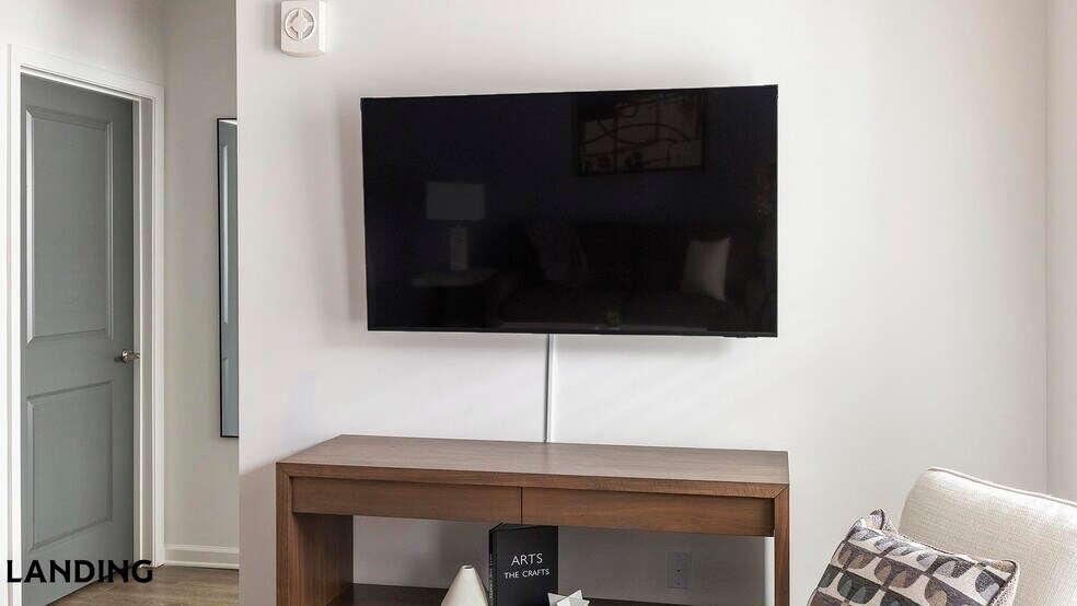 Building Photo - 560 Jack Clift Blvd