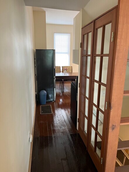 Building Photo - 2177 Sohn St