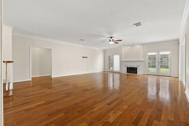 Building Photo - 3718 Stocksbridge Dr