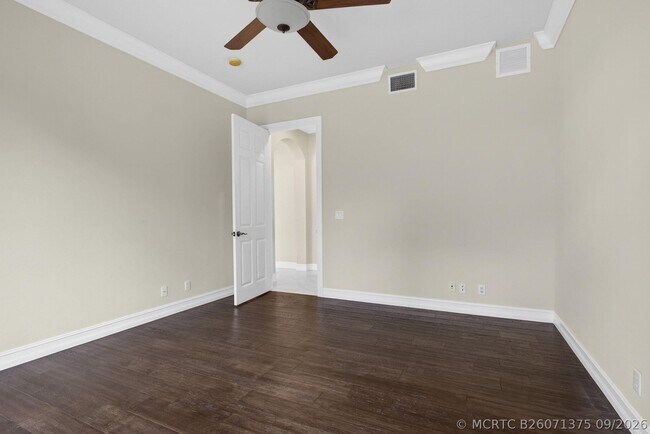 Building Photo - 625 Glenfield Way