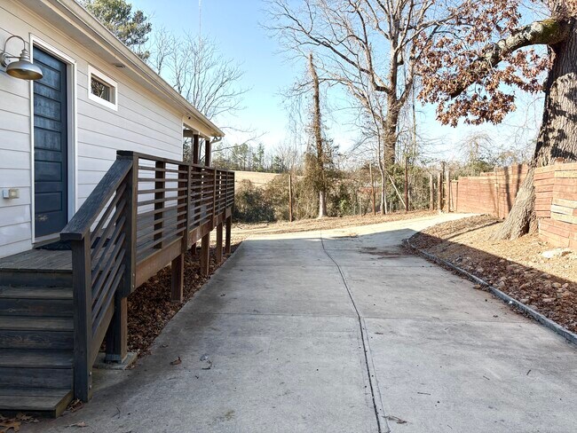 Building Photo - 252 Tiger Flowers Cir NW