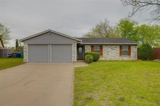 Building Photo - 6409 Patino Ct