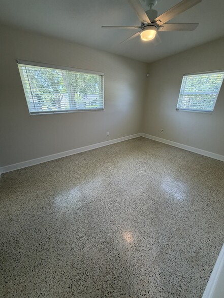 Building Photo - 268 2nd St