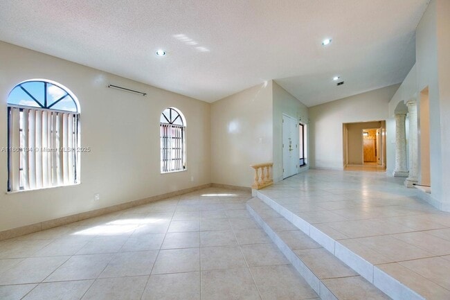Building Photo - 161 SW 129th Ave