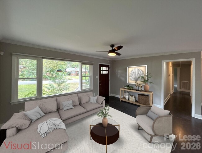 Building Photo - 1939 Sandhurst Dr