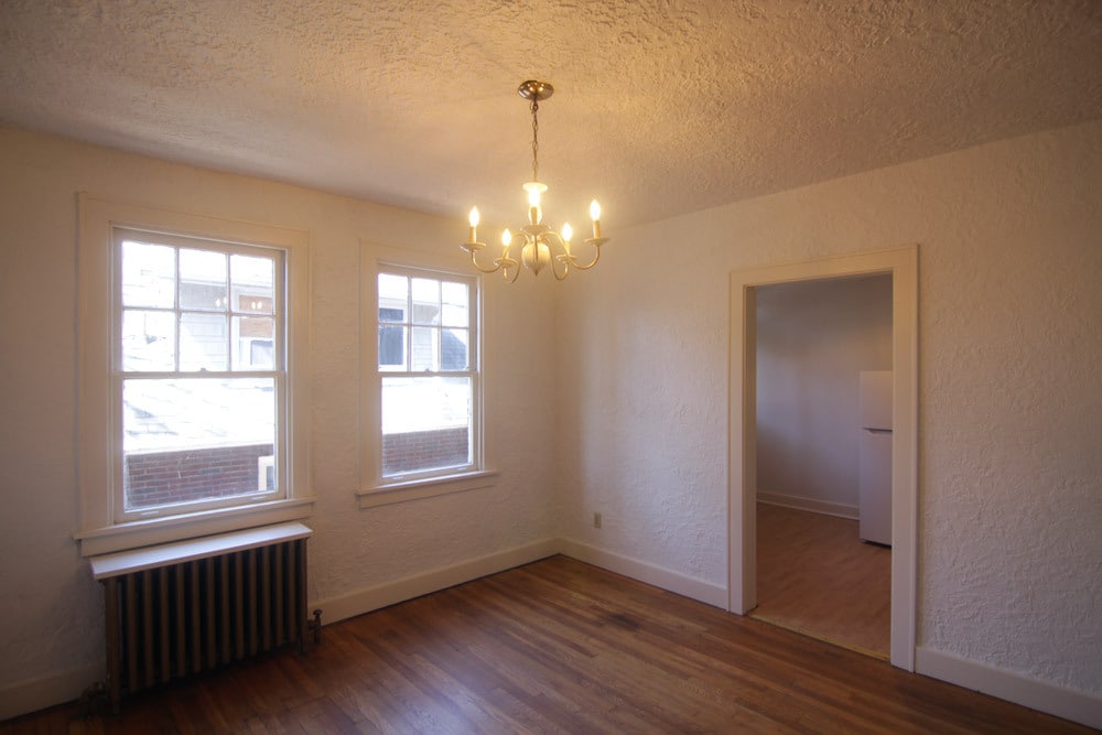 Building Photo - 8001 Saint Lawrence Ave