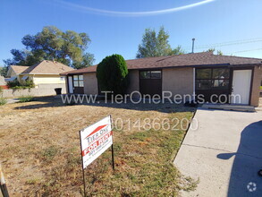 Building Photo - This property offers a NO DEPOSIT option a...