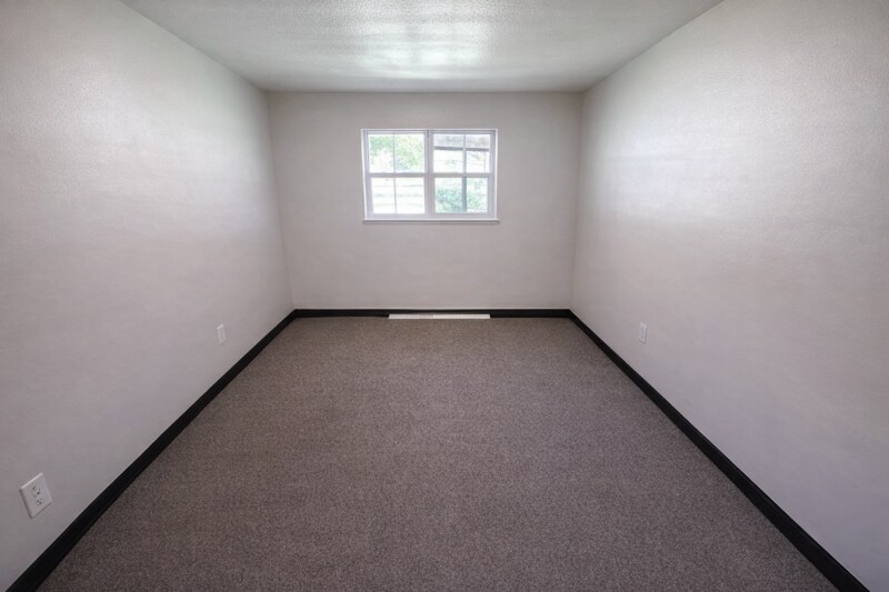 Building Photo - 510 E Pittsburgh McKeesport Blvd