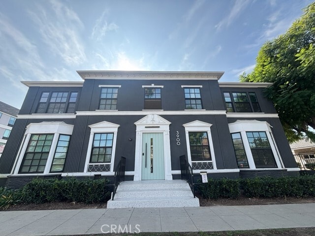 Primary Photo - 3900 5th St