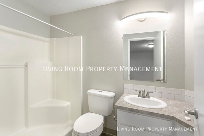 Building Photo - 8715 NE 109th Ct