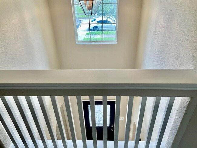 Building Photo - 25106 Hazel Ranch Dr