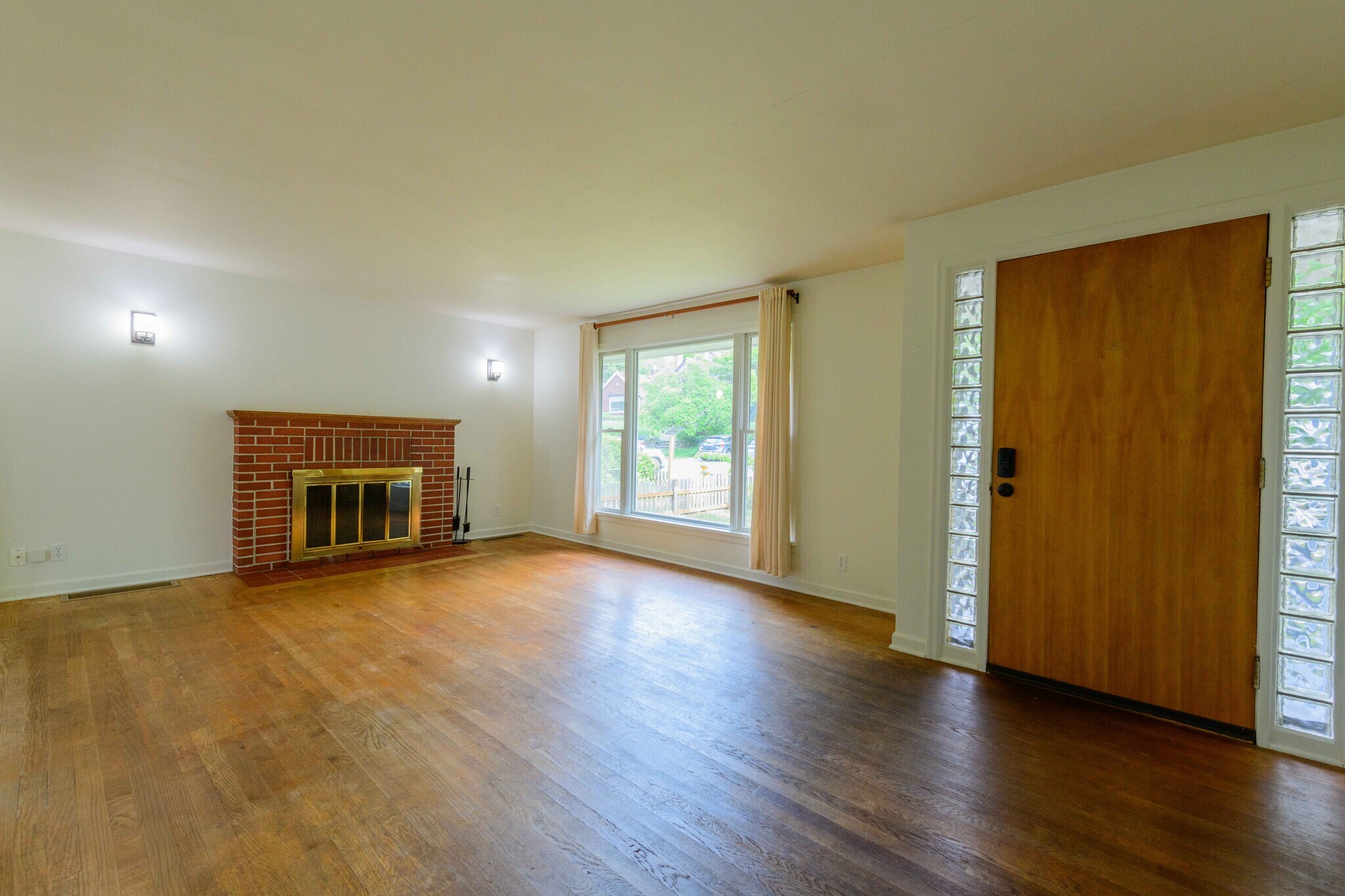 Building Photo - 1036 NE 98th St