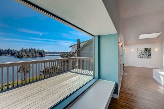 Building Photo - 9721 Lake Steilacoom Dr SW
