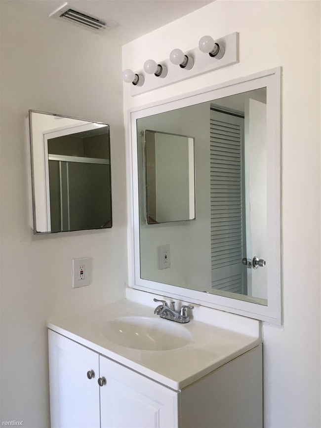 Building Photo - 1 br, 1 bath Apartment - Aviator South Beach