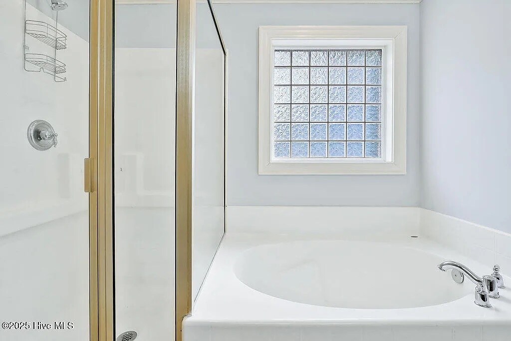 Building Photo - 3347 Jasper Pl