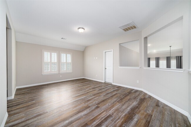 Building Photo - 18235 Winding Willow Oak Way
