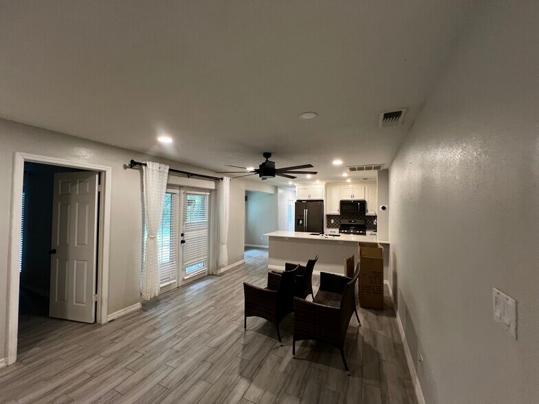 Living room - 105 Lido Rd