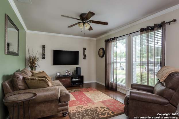 Building Photo - 405 WESTCHESTER-