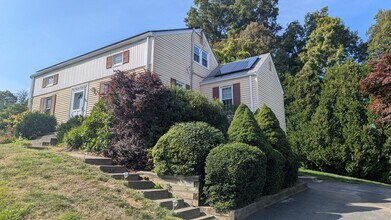 Building Photo - ***Please Respond Directly to the Online Listing, Calls May Not Be Returned***