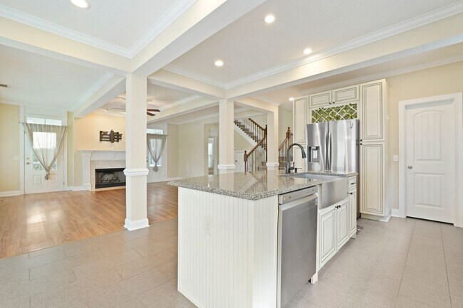 Building Photo - 3 Bedroom Dunham Marsh Beauty with Outdoor Fireplace and Resort-Style Community Amenities