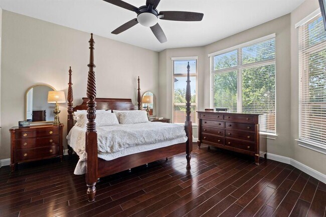 Building Photo - 4320 Tanglewood Estates Dr