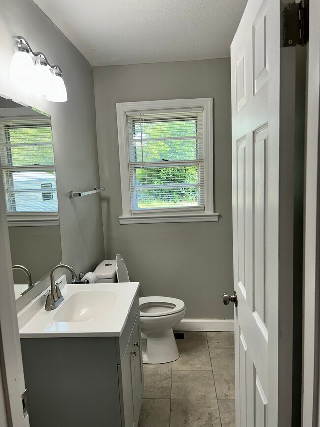 Building Photo - 5305 Bayleaf Dr