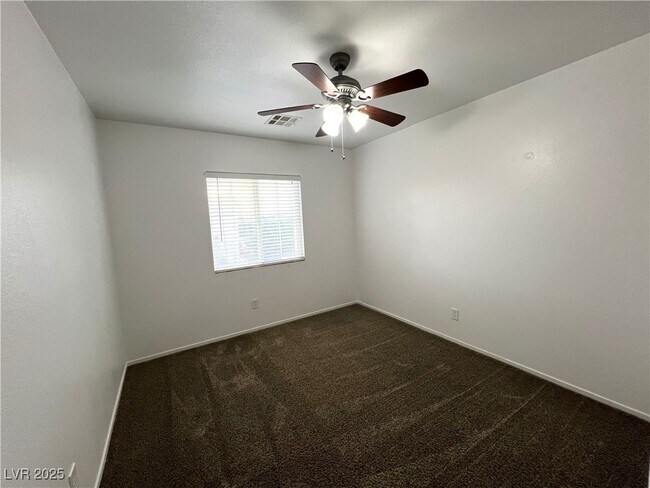 Building Photo - 6908 Caspian Tern St