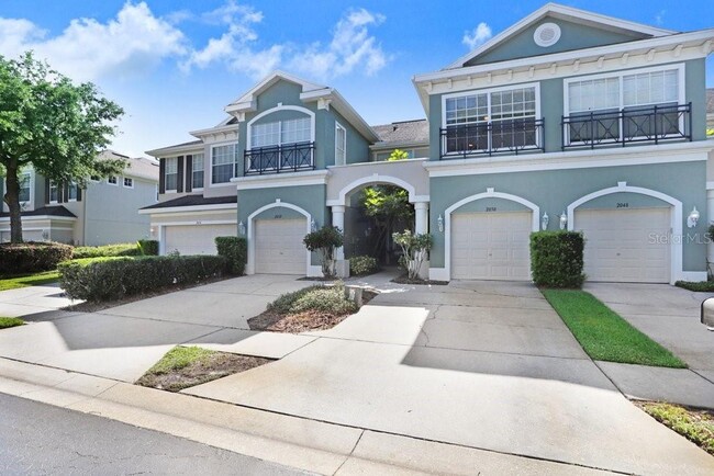 Building Photo - 2050 Park Crescent Dr
