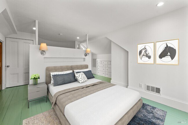 Building Photo - 1533 Allyn Ave