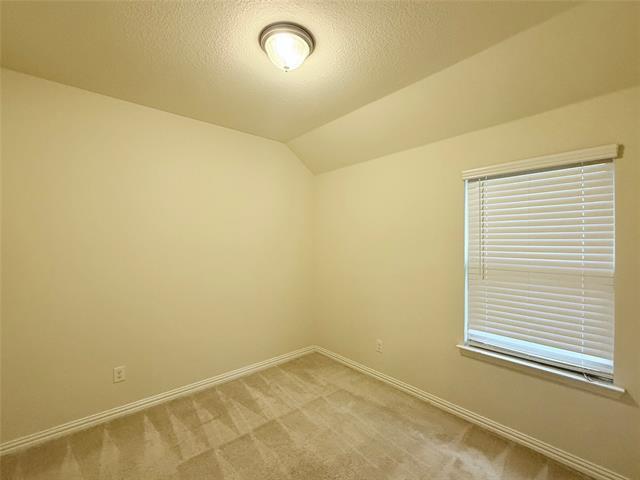 Building Photo - 2059 Avondown Rd