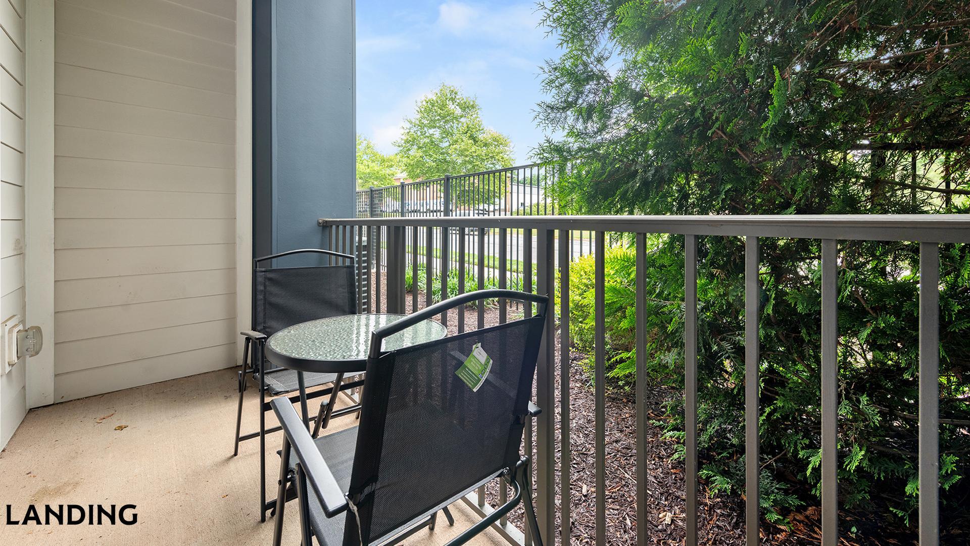 Building Photo - 8100 Palisades Cir