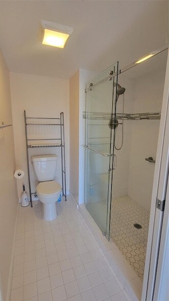 Building Photo - 901 SW 141st Ave