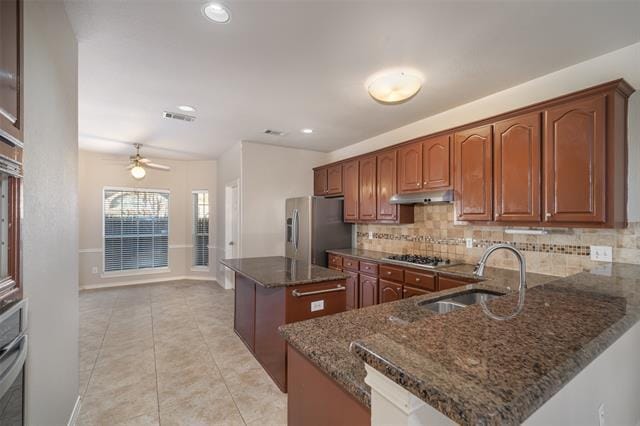 Building Photo - 8228 Novaro Dr