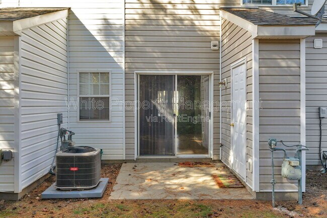 Building Photo - 12311 Bluestem Ln