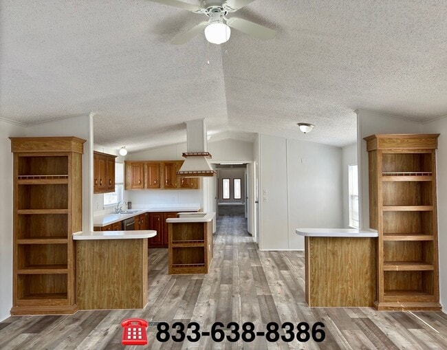 Building Photo - 16206 Wood Dr